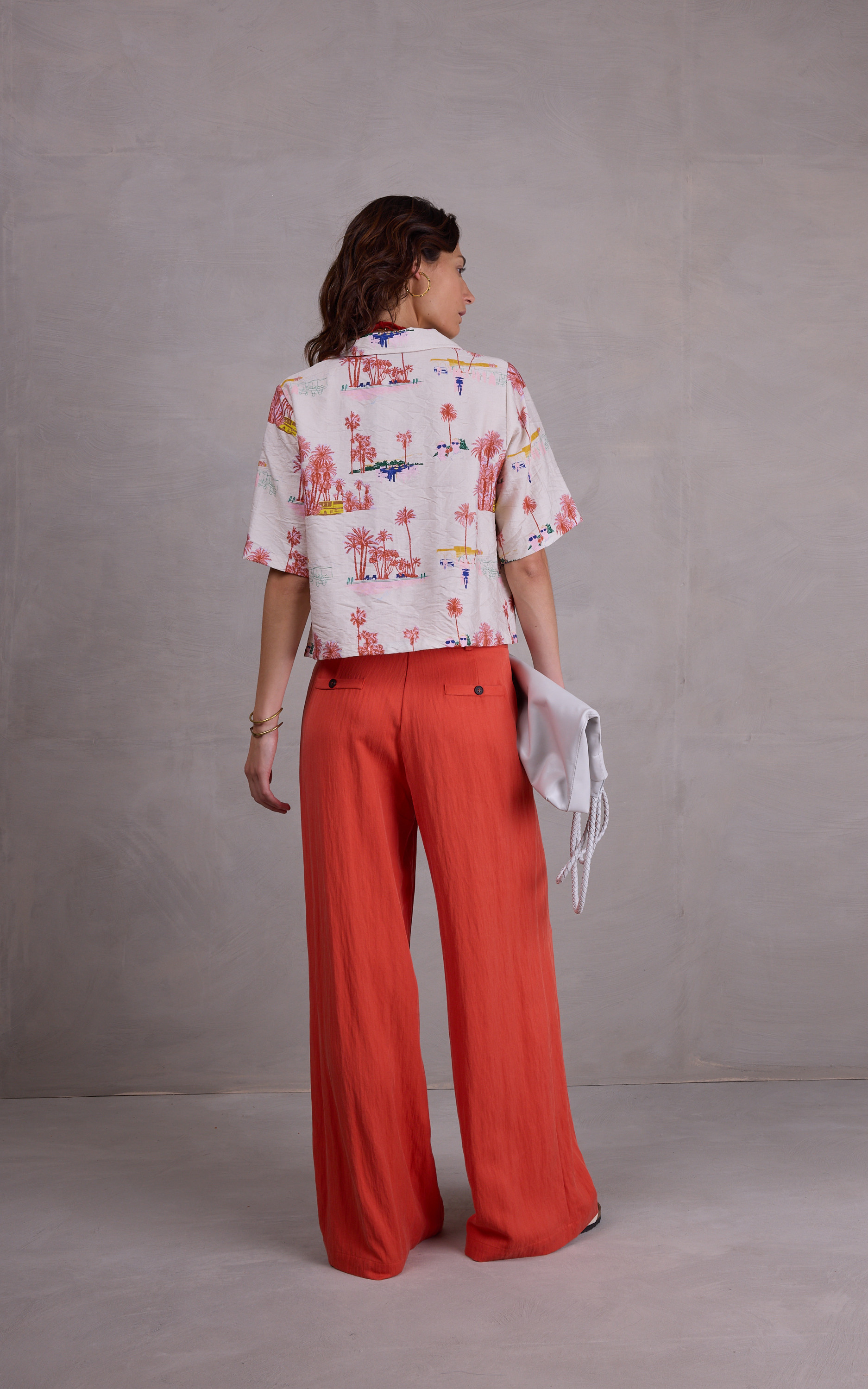 zoom in on Oranje Broek image Oranje Broek image