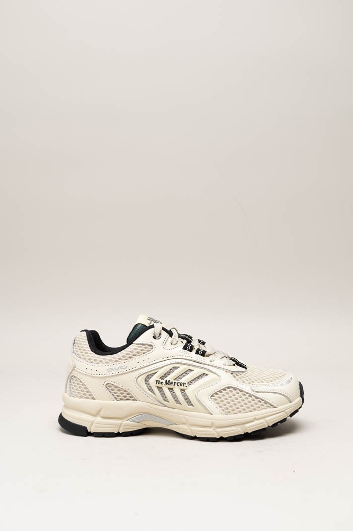 Beige Sneaker