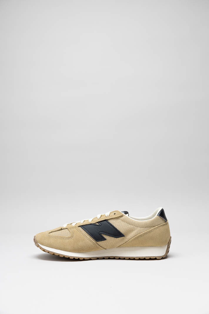 Donkerbeige Sneaker image