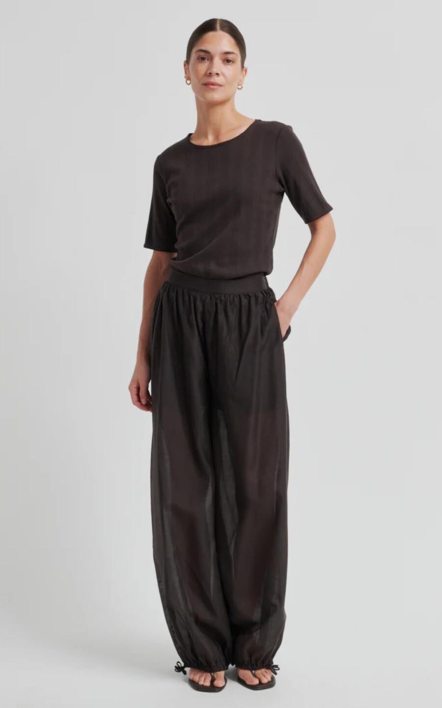 Donkerbruin Broek image