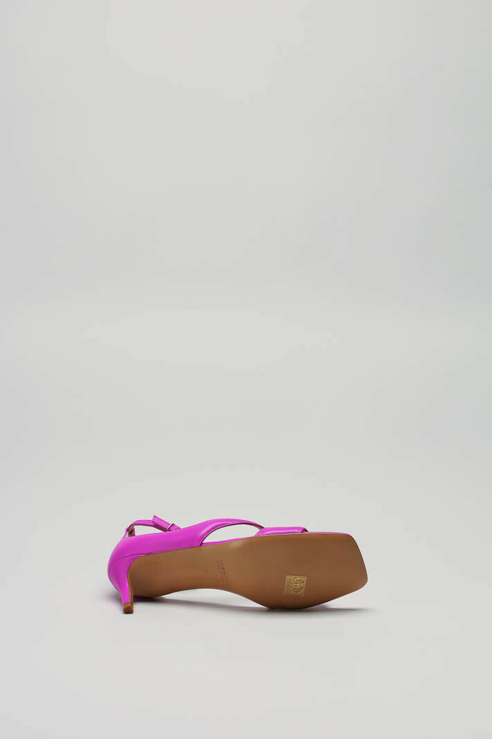 zoom in on Fuchsia Sandaal hak image Fuchsia Sandaal hak image