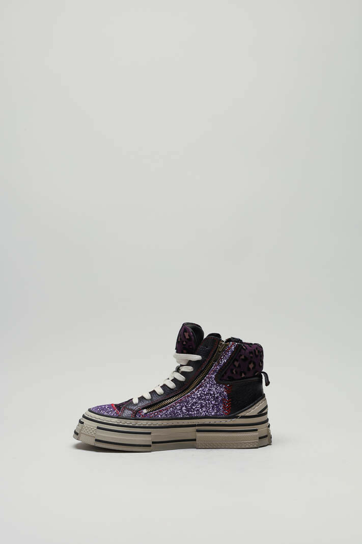 zoom in on Paars Sneaker image Paars Sneaker image