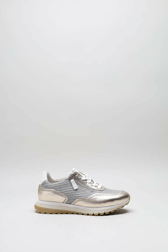 zoom in on Goud Sneaker image Goud Sneaker image