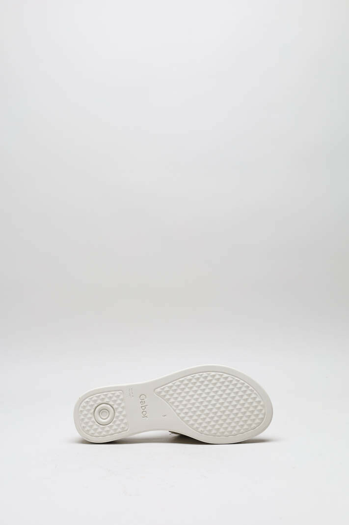 zoom in on Goud Slipper image Goud Slipper image