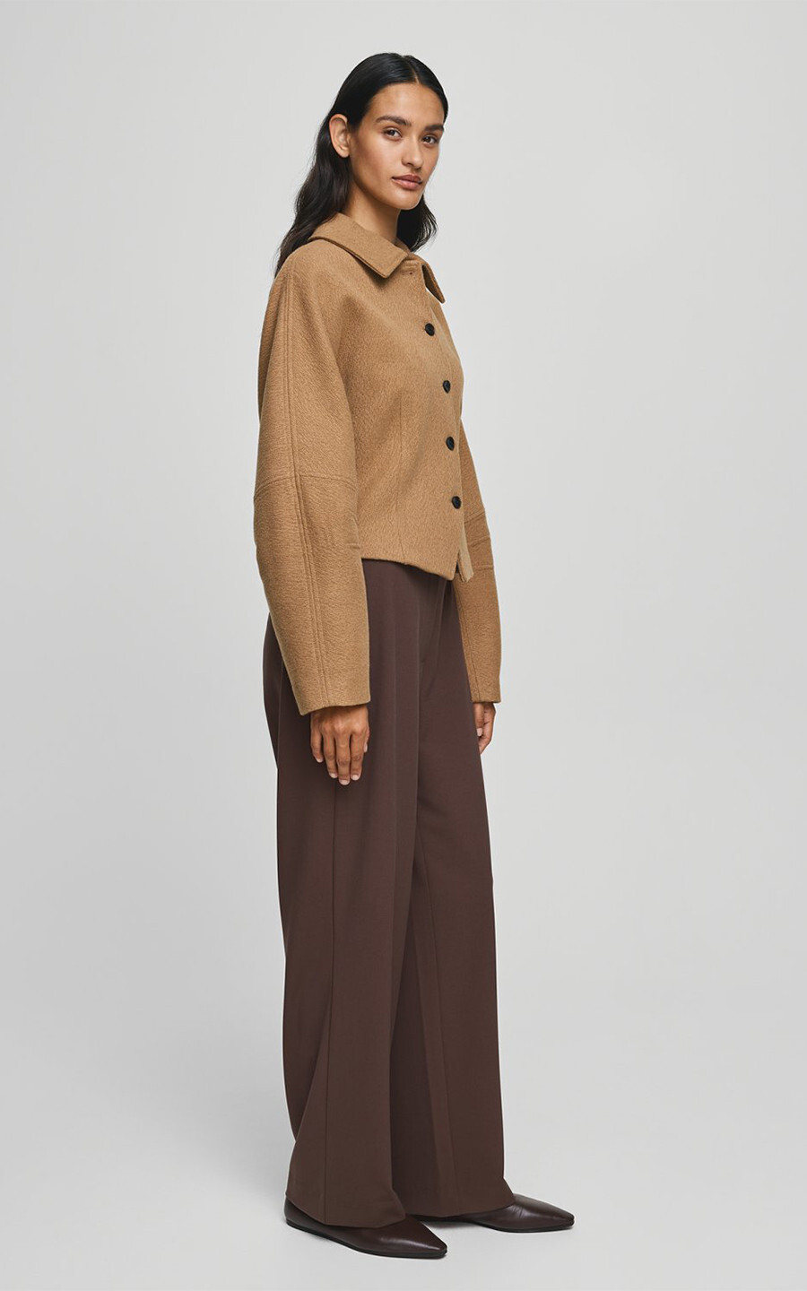 zoom in on Camel Jas image Camel Jas image