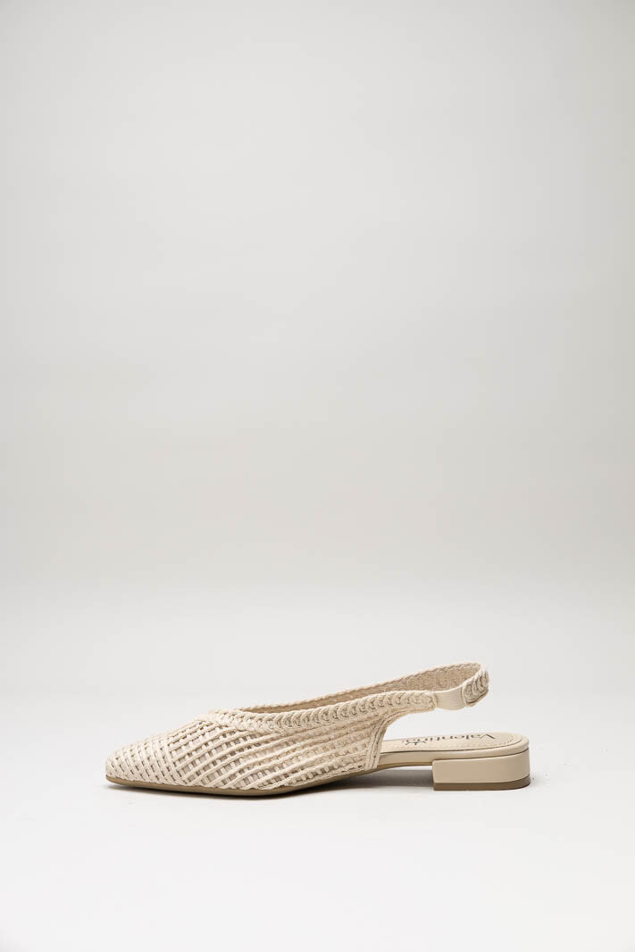 Beige Ballerina image