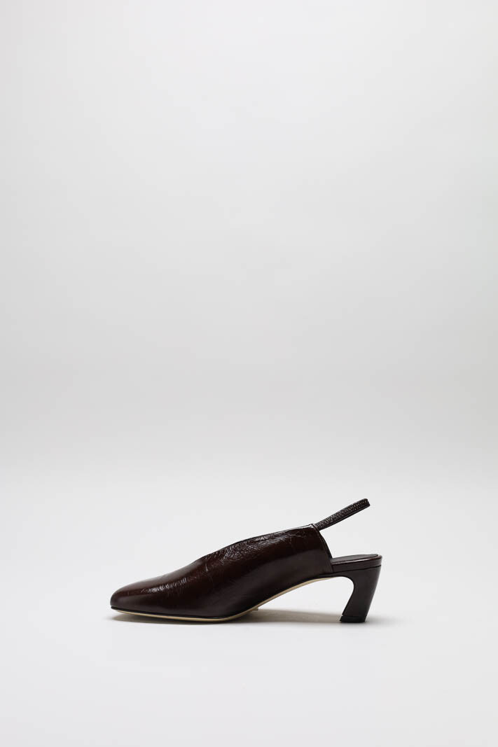 Donkerbruin Pump image