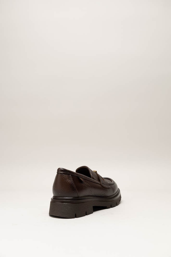 Donkerbruin Mocassin image