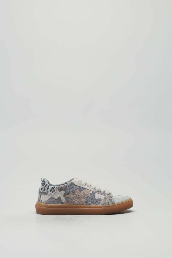 Beige Sneaker