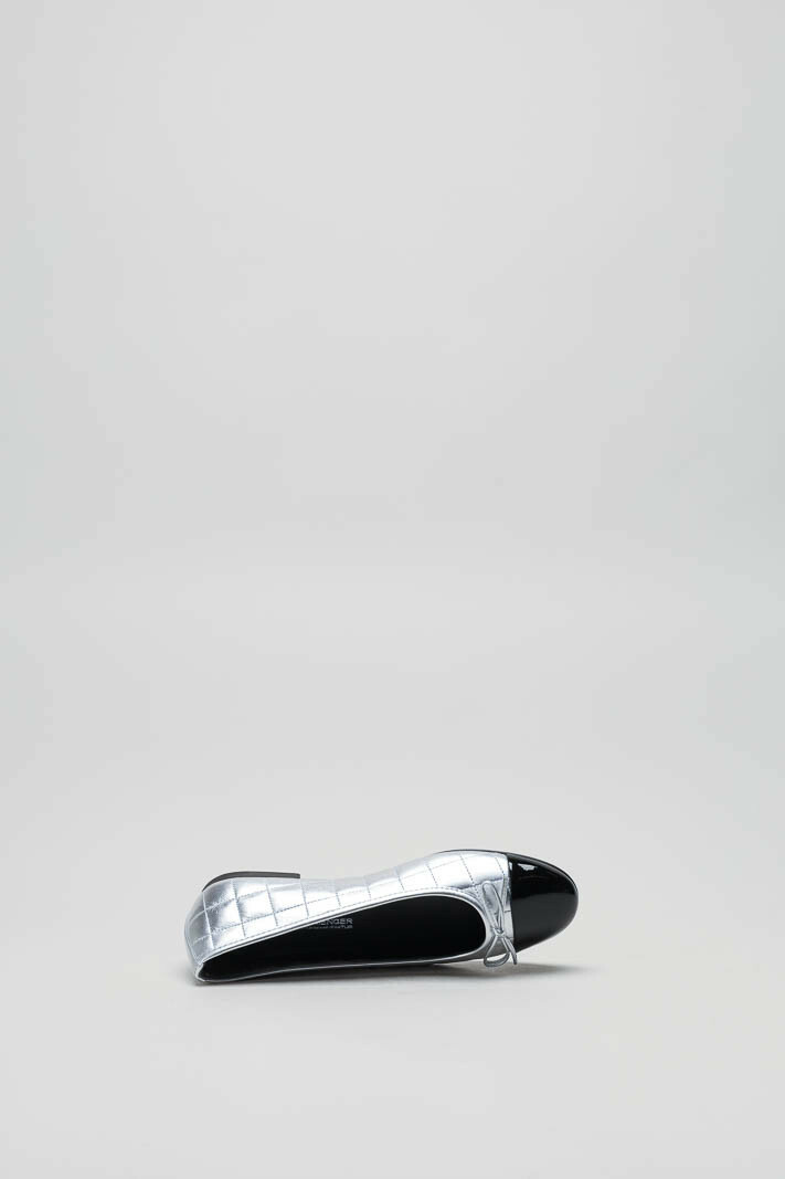 zoom in on Zilver Ballerina image Zilver Ballerina image