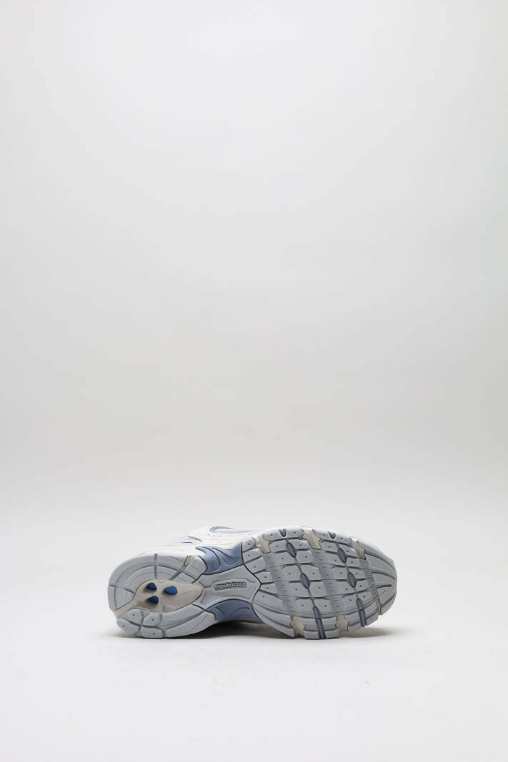 zoom in on Lichtblauw Sneaker image Lichtblauw Sneaker image