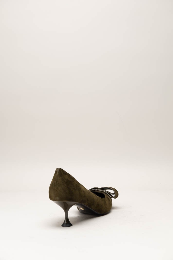 Kaki Pump image