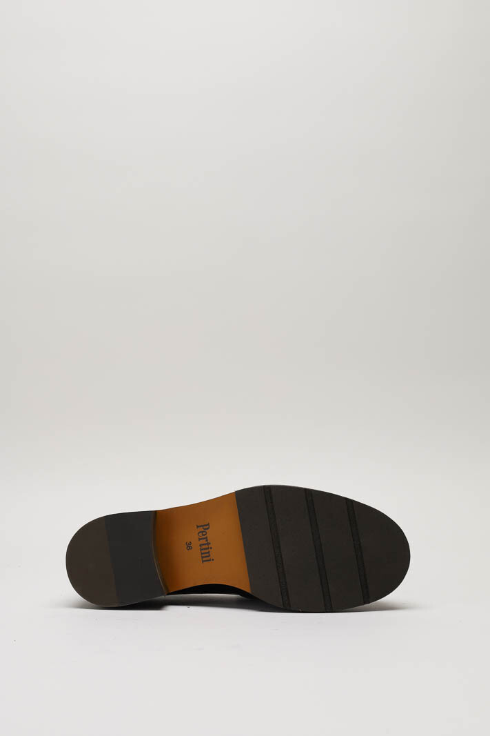 zoom in on Bordeaux Mocassin image Bordeaux Mocassin image