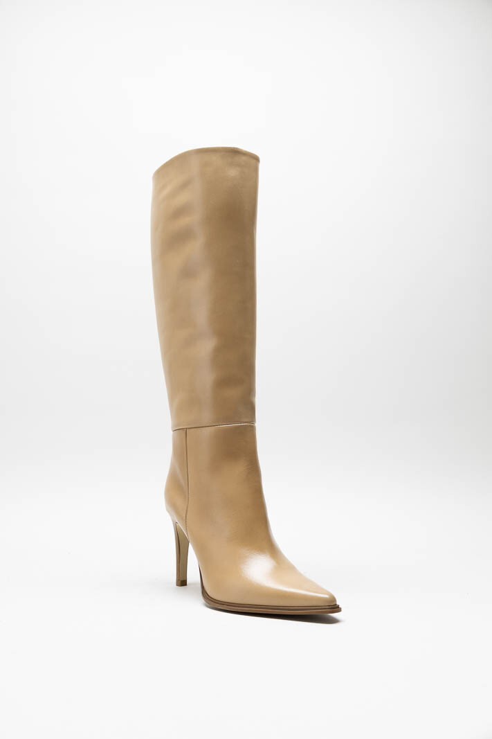 Beige Laars