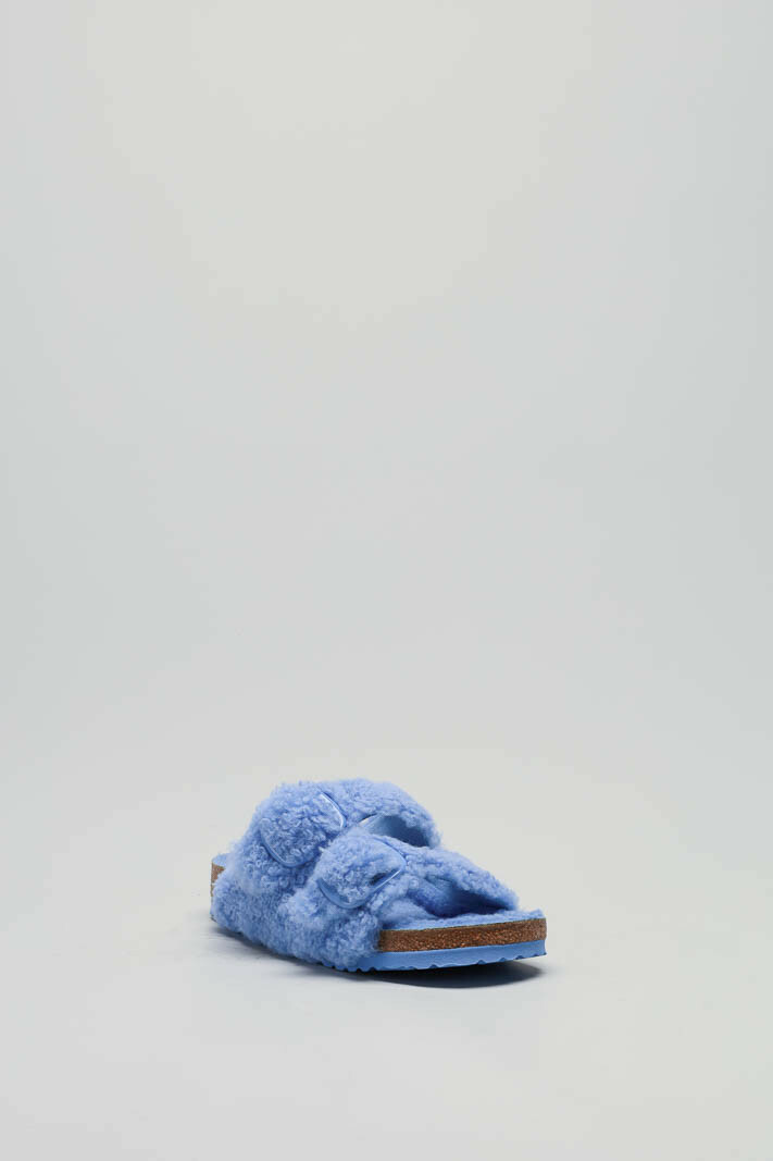 zoom in on Lichtblauw Slipper image Lichtblauw Slipper image