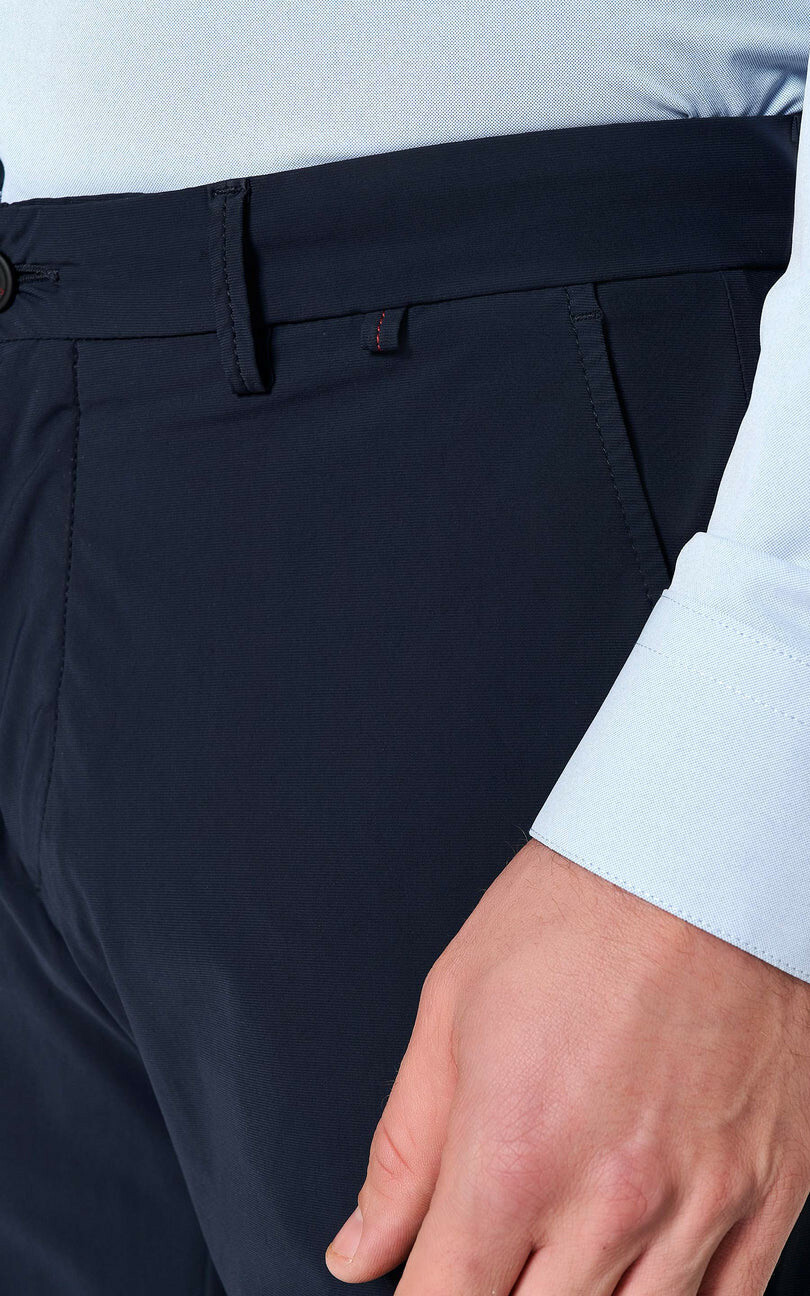 zoom in on Donkerblauw Broek image Donkerblauw Broek image