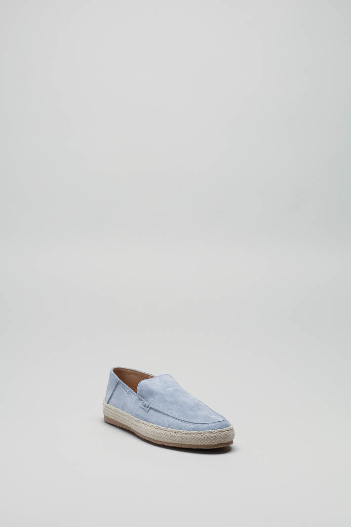 zoom in on Lichtblauw Mocassin image Lichtblauw Mocassin image
