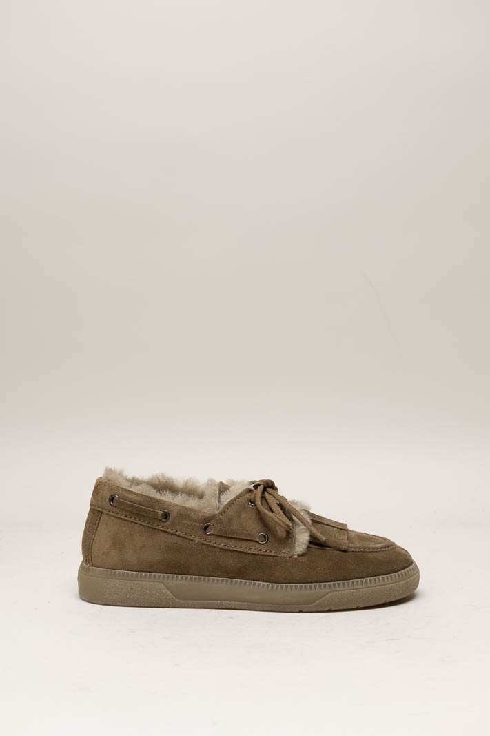 Bruin Sneaker
