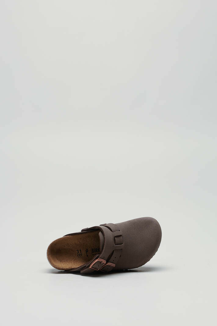 zoom in on Bruin Slipper image Bruin Slipper image