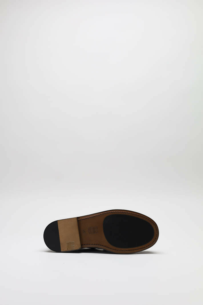 zoom in on Zwart Mocassin image Zwart Mocassin image