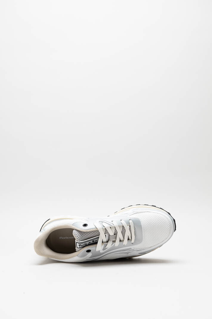 zoom in on Grijs Sneaker image Grijs Sneaker image