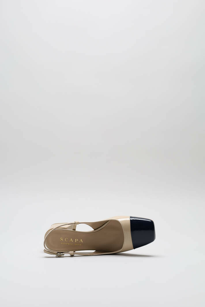 zoom in on Nude Pump image Nude Pump image