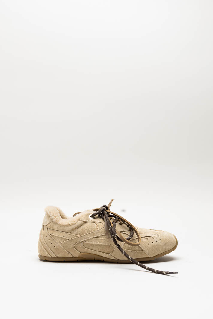 Beige Sneaker