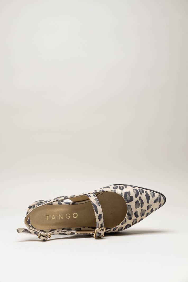 Lichtbeige Ballerina image