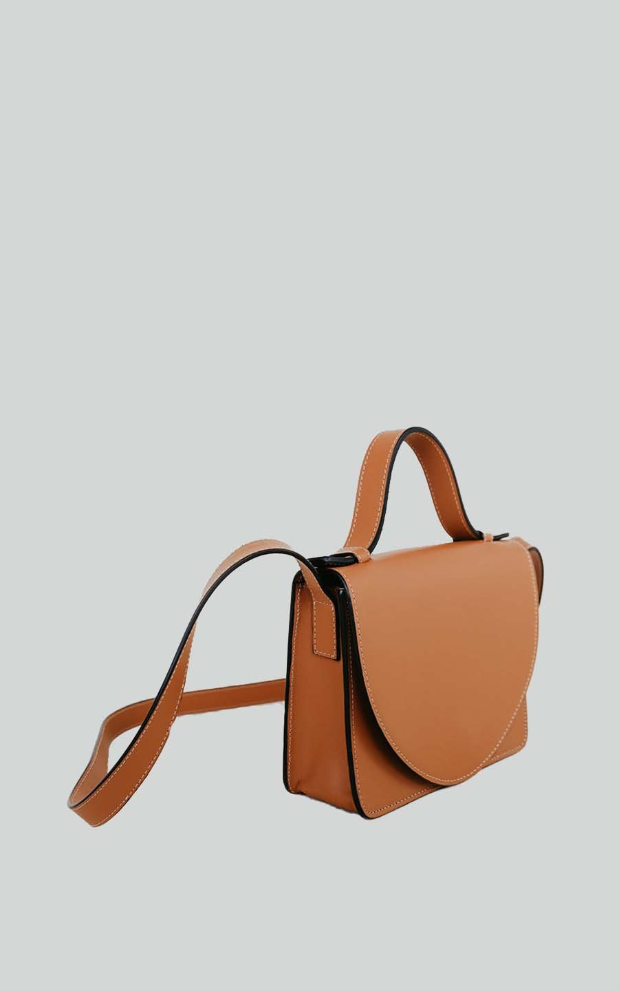 zoom in on Cognac Handtas image Cognac Handtas image