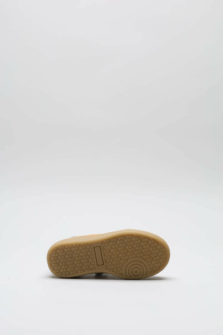 zoom in on Oranje Sneaker image Oranje Sneaker image
