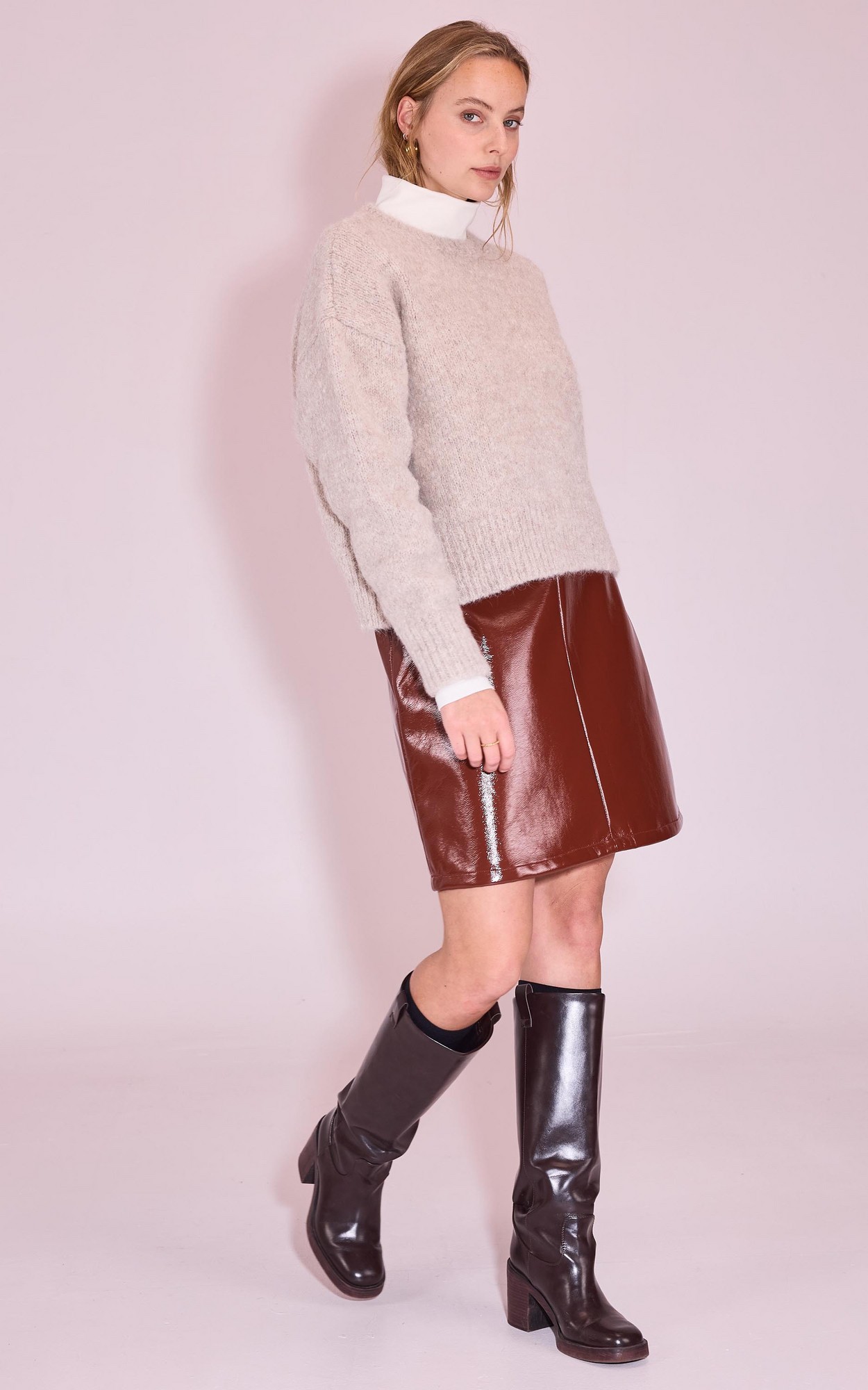 Beige Trui image