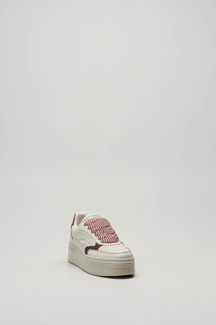 zoom in on Lichtbeige Sneaker image Lichtbeige Sneaker image