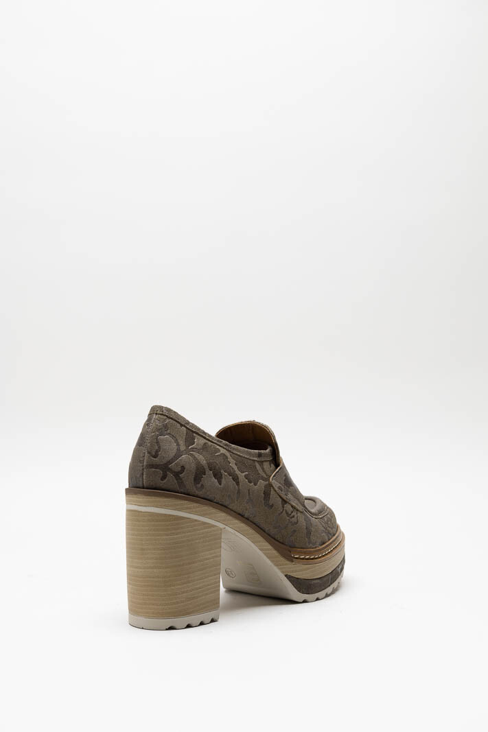 zoom in on Bruin Mocassin hak image Bruin Mocassin hak image
