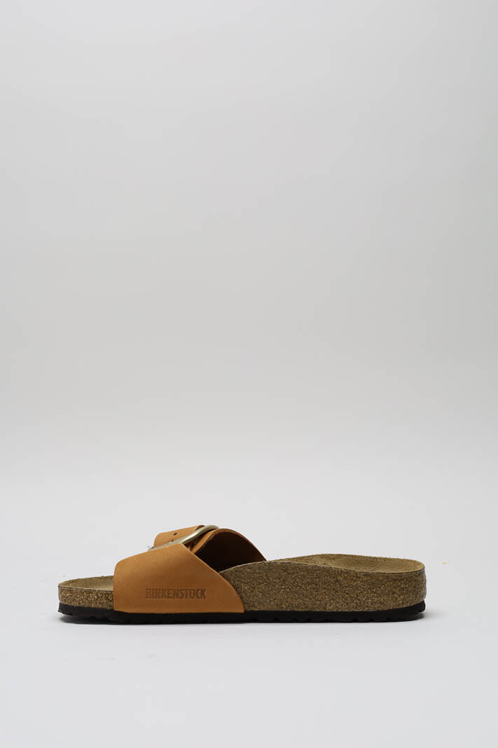 zoom in on Oranje Slipper image Oranje Slipper image