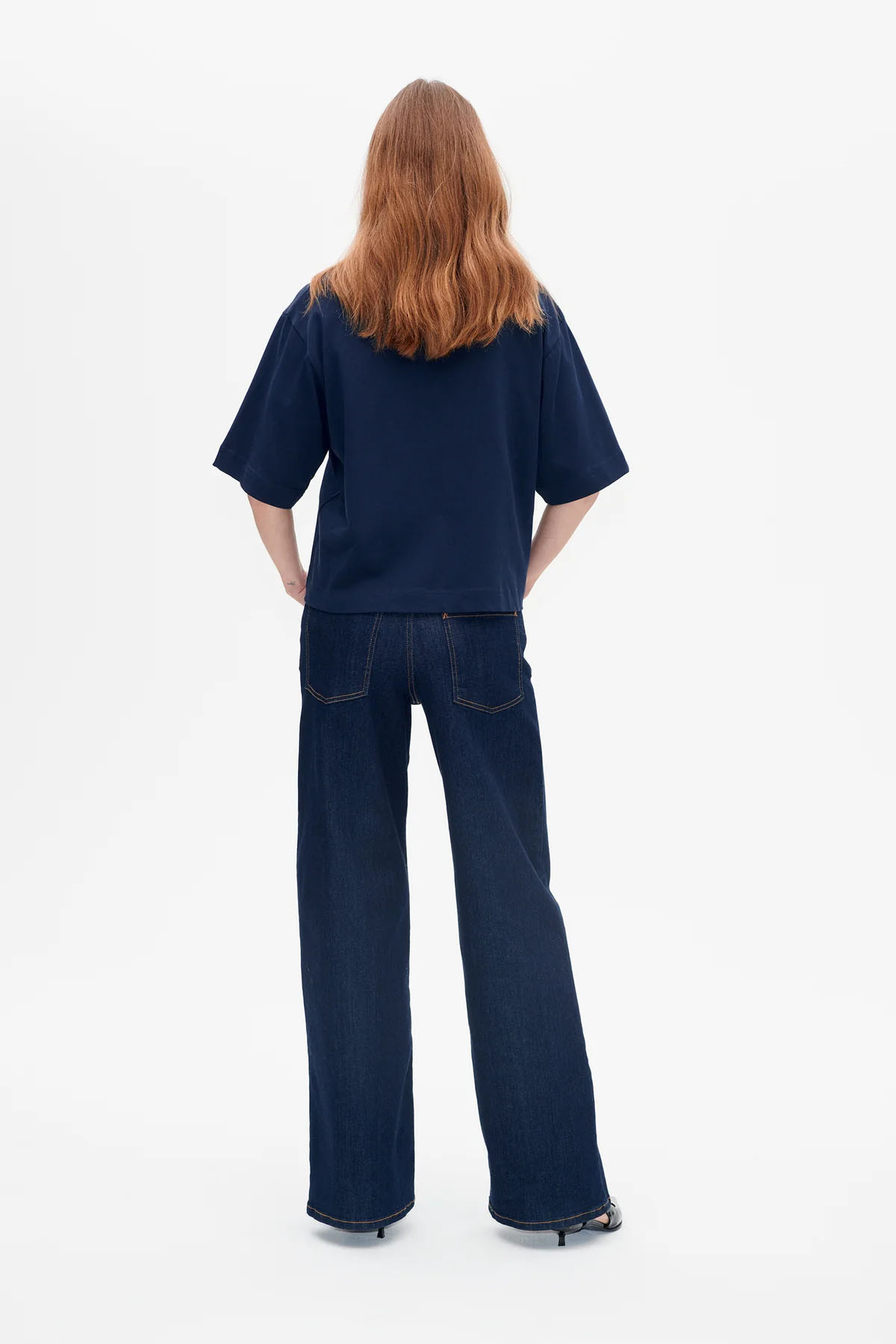 zoom in on Blauw T-shirt/top image Blauw T-shirt/top image