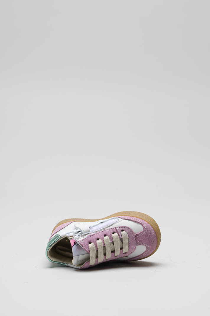 zoom in on Lila Sneaker image Lila Sneaker image