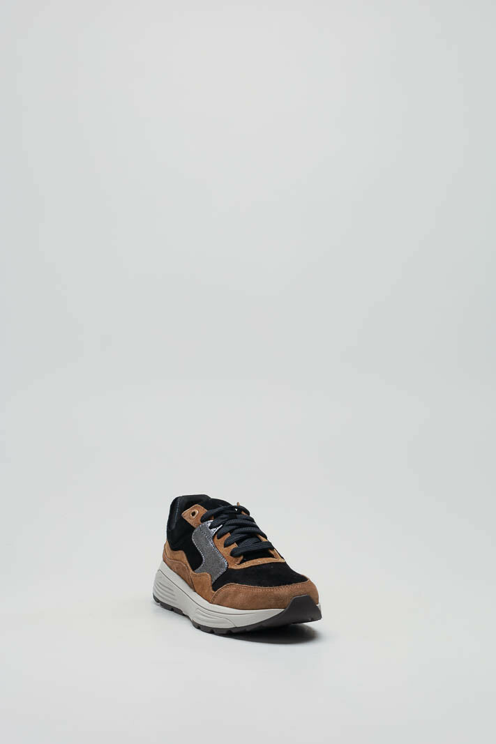 zoom in on Cognac Sneaker image Cognac Sneaker image