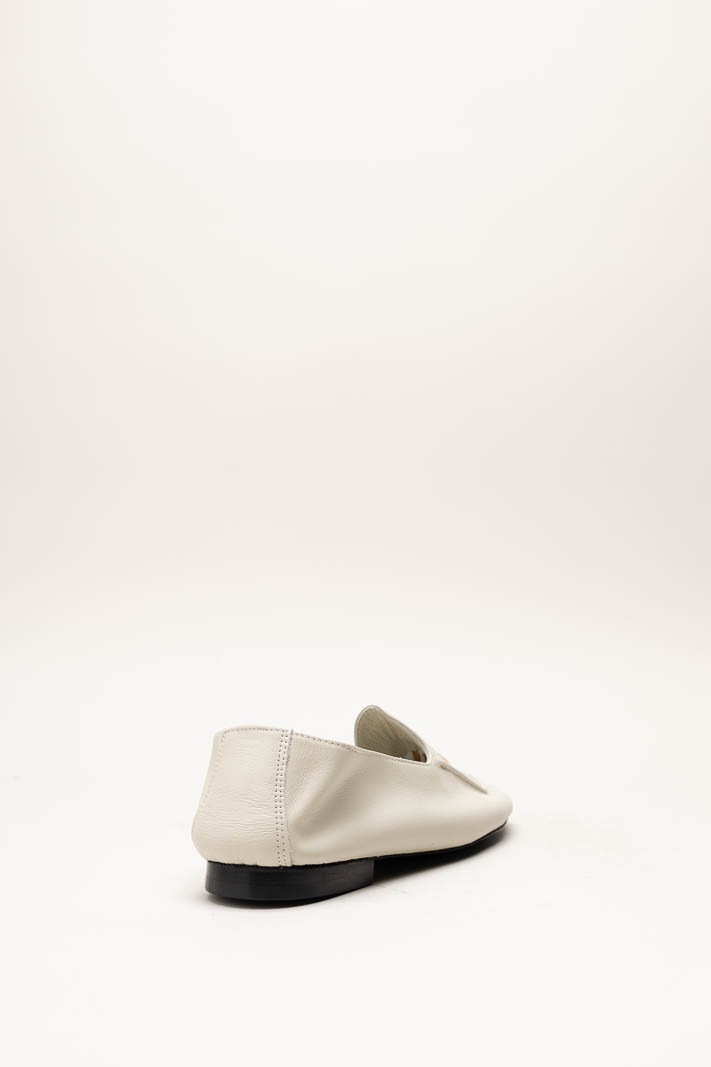 Lichtbeige Mocassin image