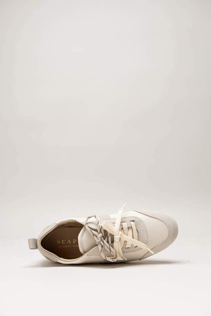 Lichtbeige Sneaker image