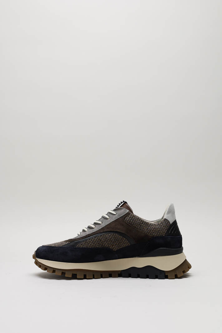 zoom in on Bruin Sneaker image Bruin Sneaker image