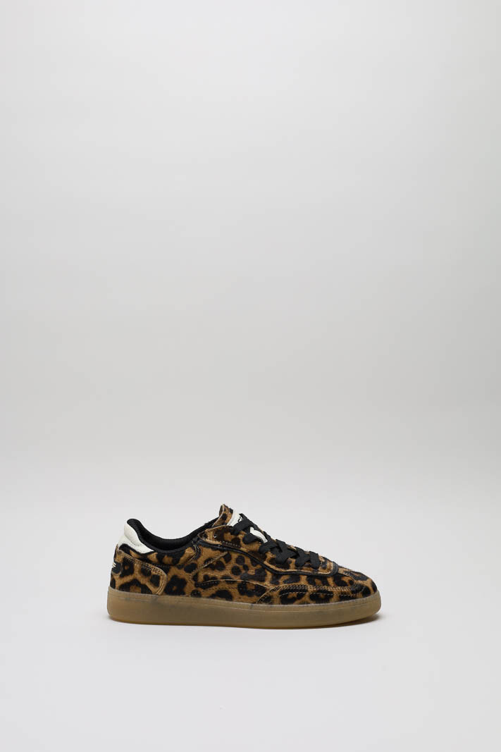Beige Sneaker