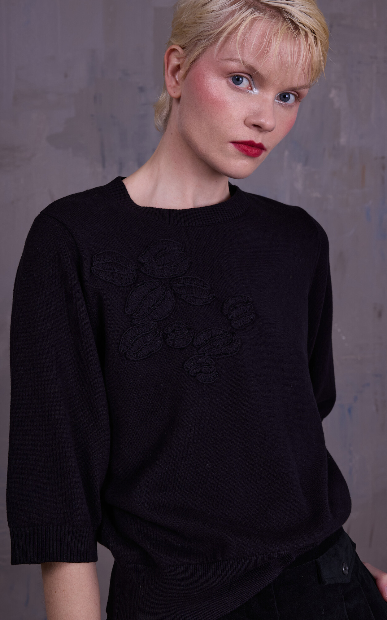zoom in on Donkerblauw Sweater/trui image Donkerblauw Sweater/trui image
