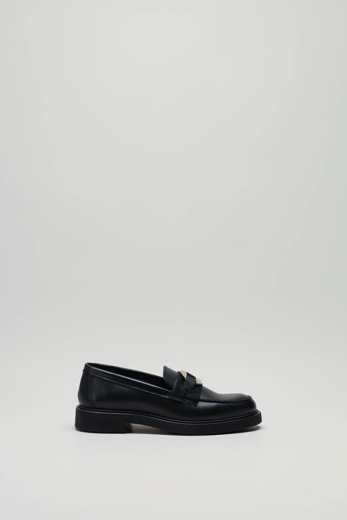 zoom in on Zwart Mocassin image Zwart Mocassin image