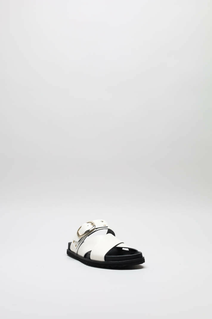 zoom in on Wit Slipper image Wit Slipper image