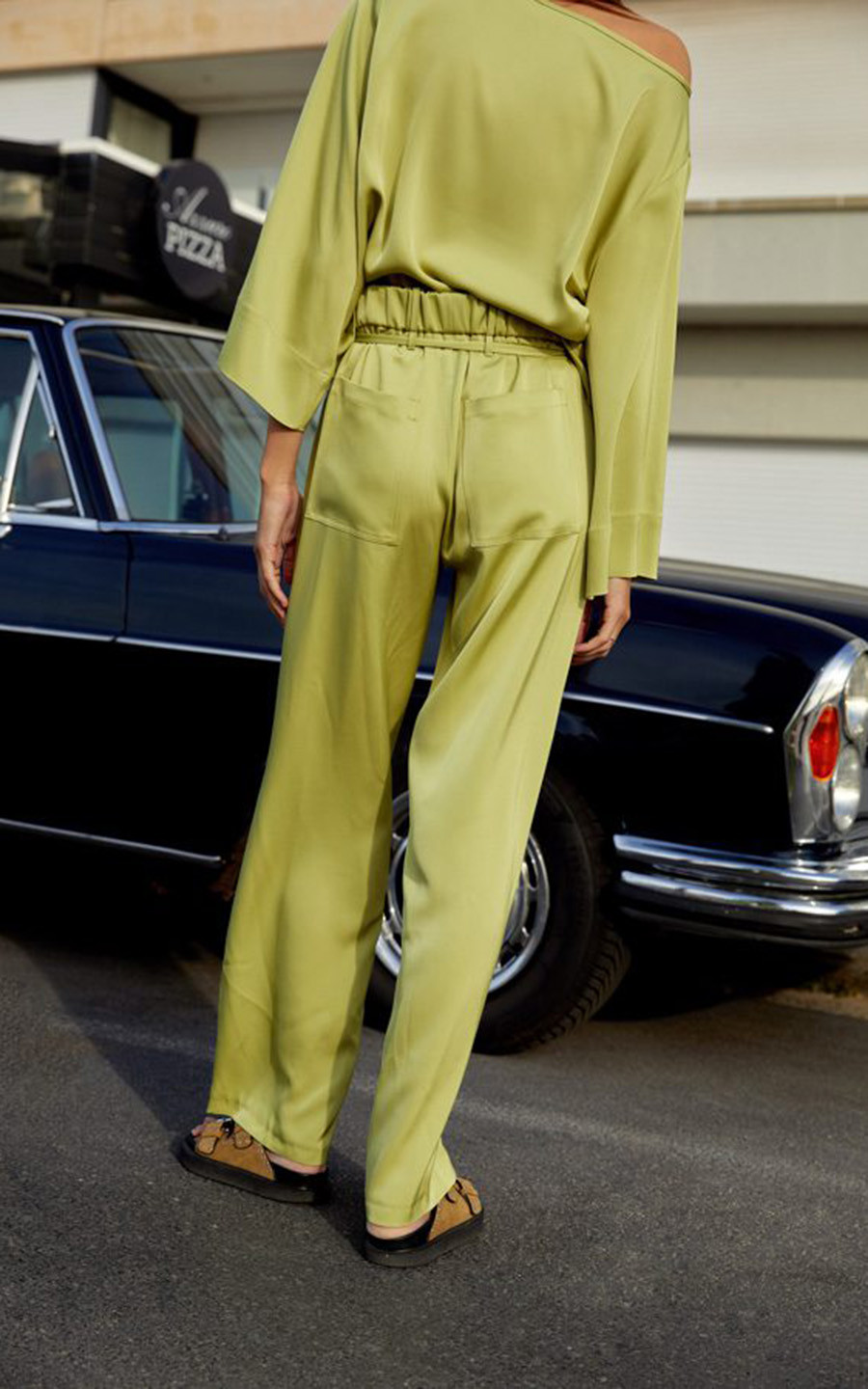 zoom in on Limoen Broek image Limoen Broek image