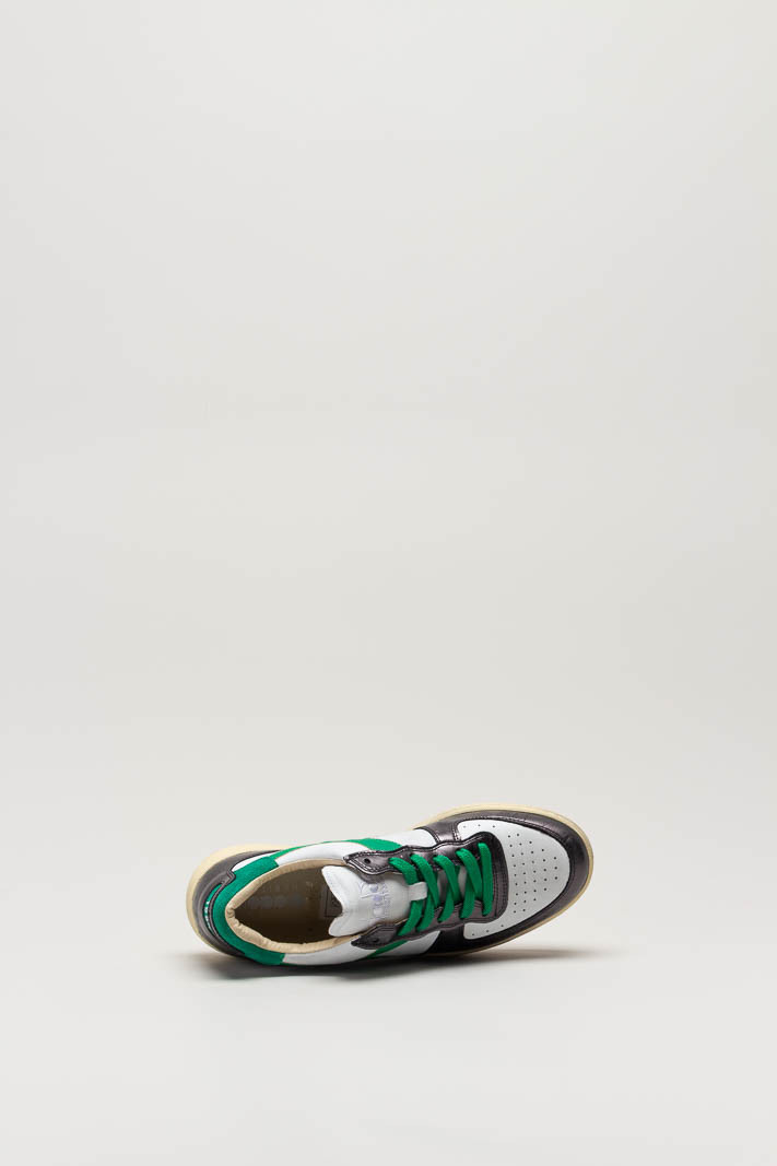 zoom in on Grijs Sneaker image Grijs Sneaker image