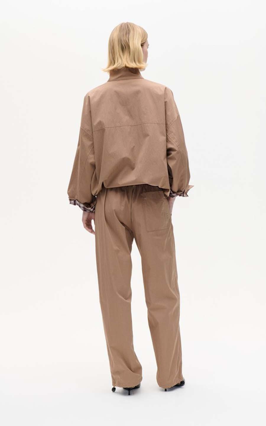 Camel Jas image