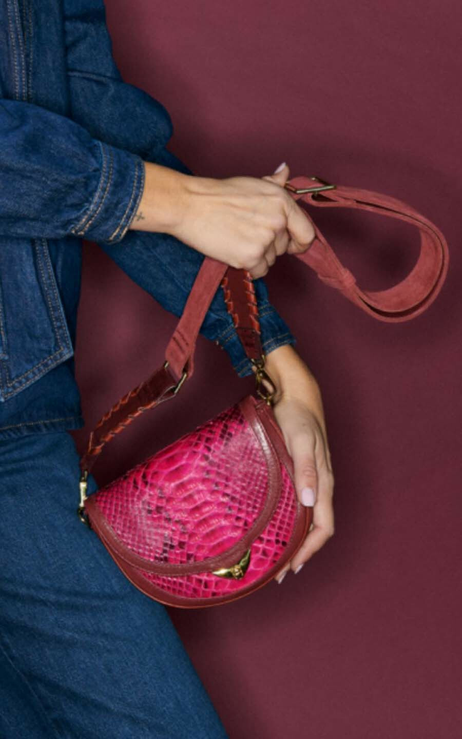 zoom in on Fuchsia Cross body image Fuchsia Cross body image