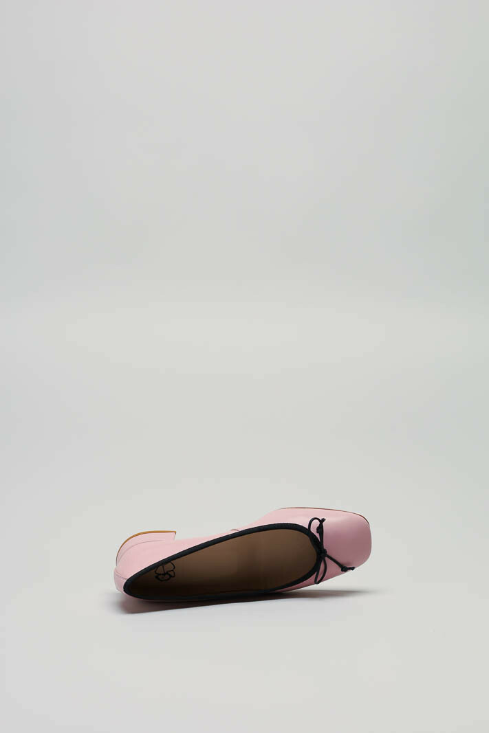 zoom in on Roze Ballerina image Roze Ballerina image