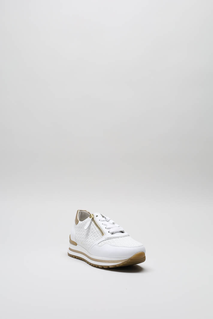 zoom in on Wit Sneaker image Wit Sneaker image